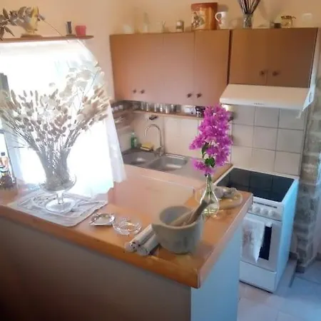 Sofia's * Mesongí